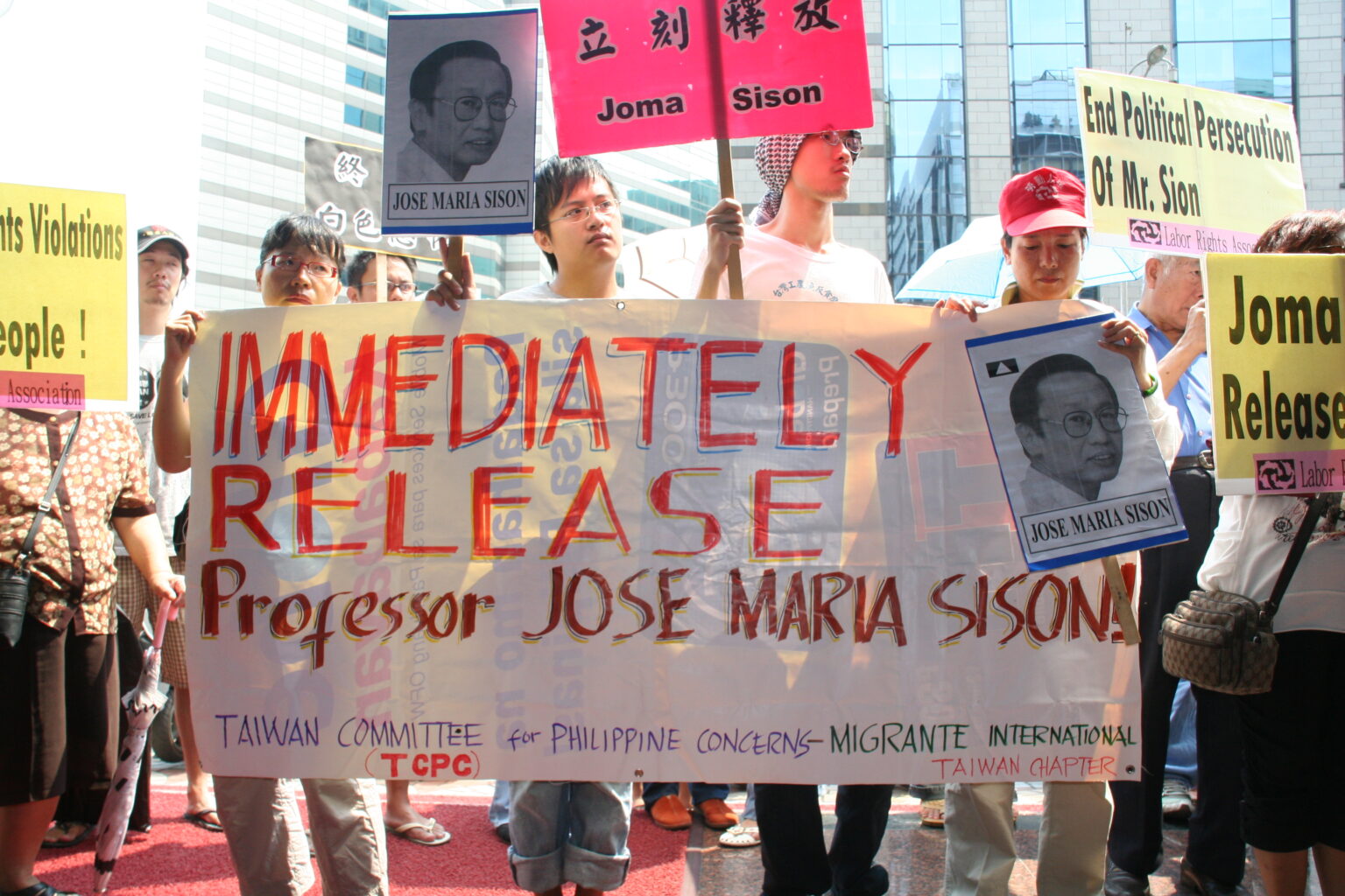 Filmmaker reflects on revolutionaries Jose Maria Sison and Julie de ...